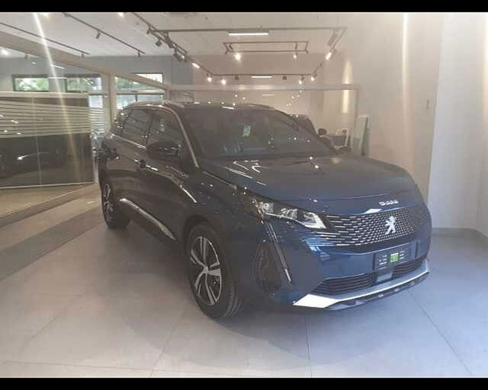 Peugeot 5008 nuova a Napoli (3)