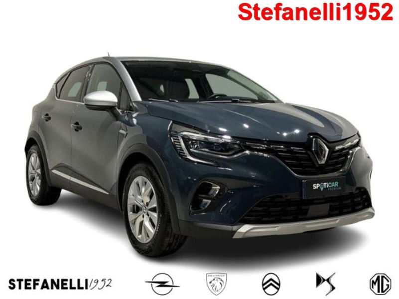 Renault Captur Full Hybrid E-Tech 145 CV Business  del 2022 usata a Bologna