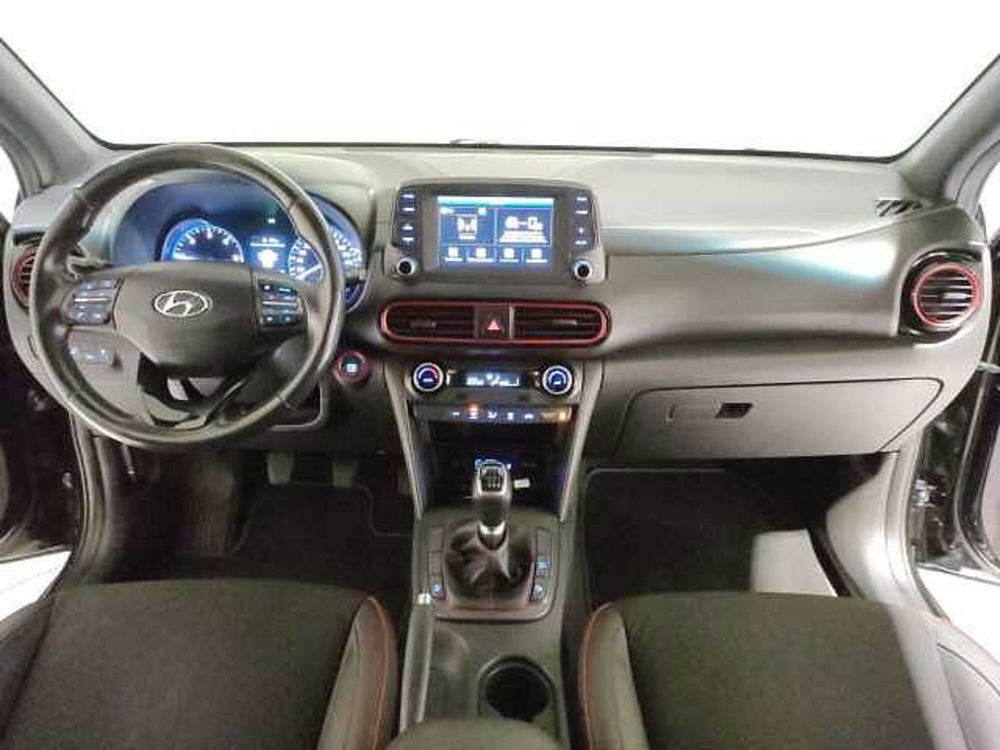 Hyundai Kona usata a Teramo (16)