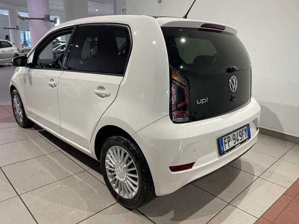 Volkswagen up! usata a Genova (3)