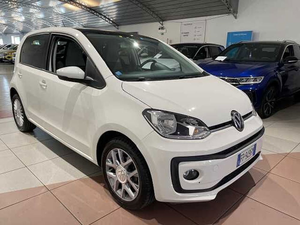 Volkswagen up! usata a Genova (6)