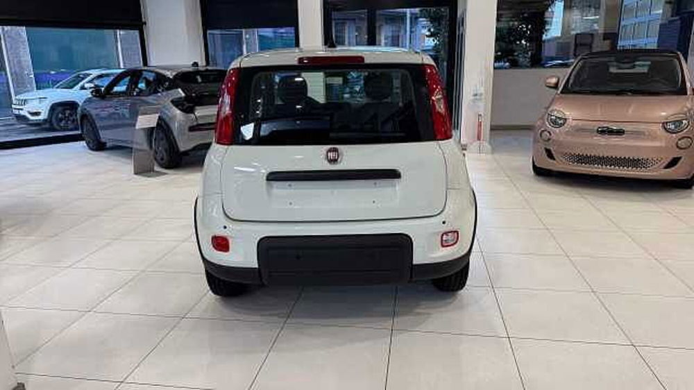 Fiat Pandina nuova a Milano (3)