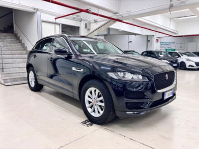 Jaguar F-Pace 2.0 D 180 CV AWD Portfolio  del 2018 usata a Torino