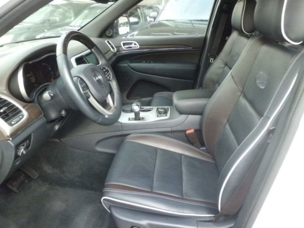 Jeep Grand Cherokee usata a Pordenone (5)