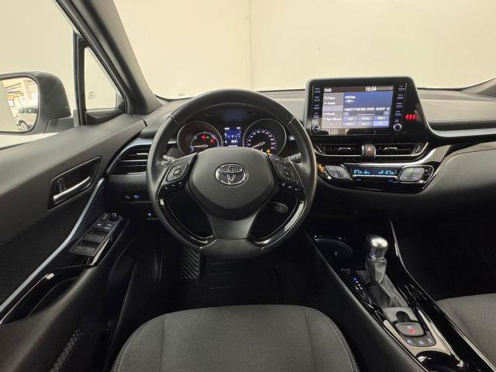 Toyota Toyota C-HR usata a Como (10)