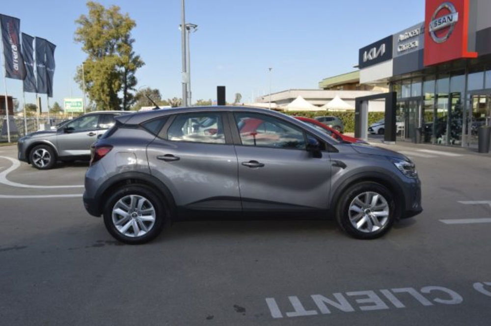 Renault Captur usata a Latina (4)