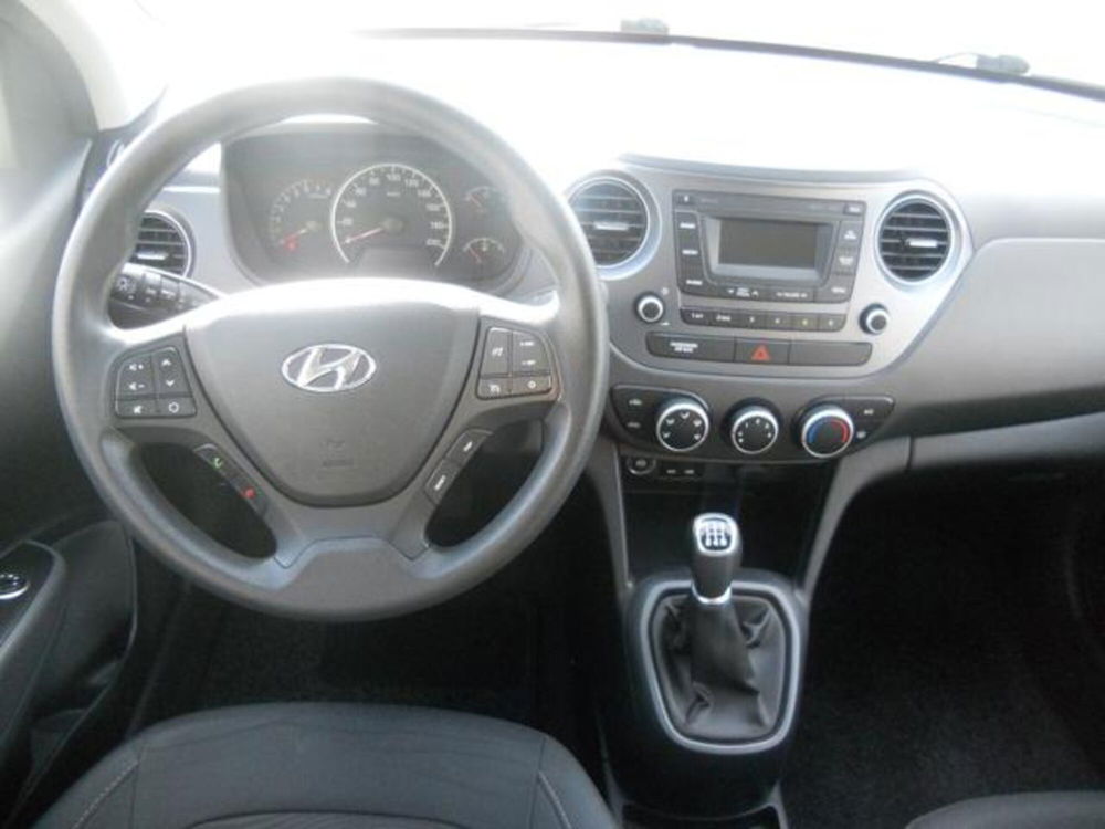 Hyundai i10 usata a Pisa (10)