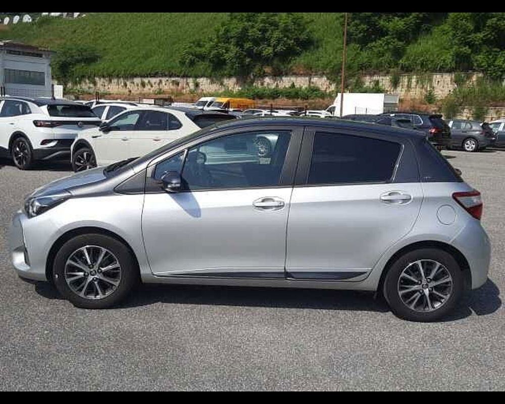 Toyota Yaris usata a Napoli (8)