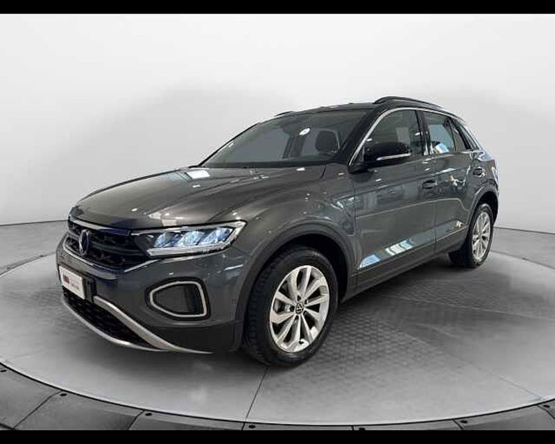 Volkswagen T-Roc 2.0 tdi Life 115cv del 2022 usata a Prato