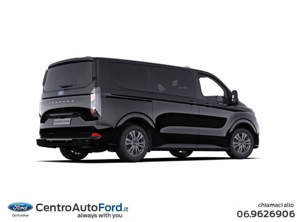 Ford Tourneo Custom nuova a Roma (3)