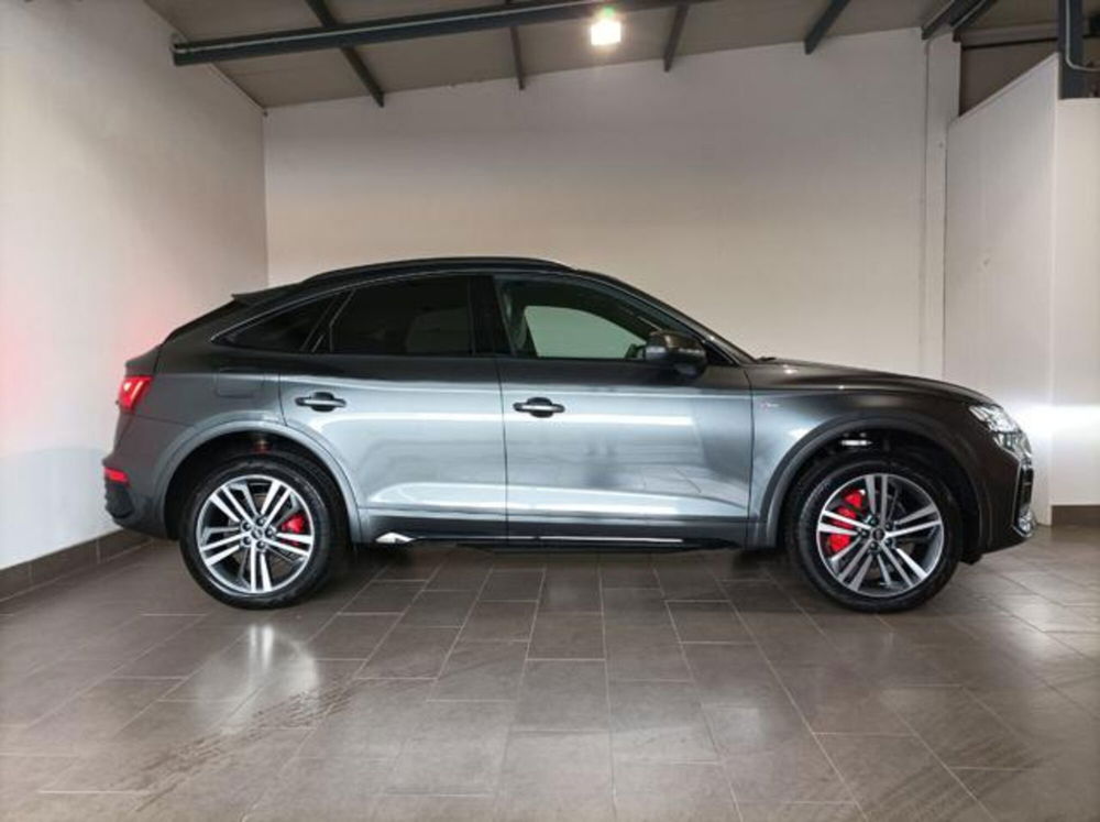 Audi Q5 Sportback nuova a Milano (8)