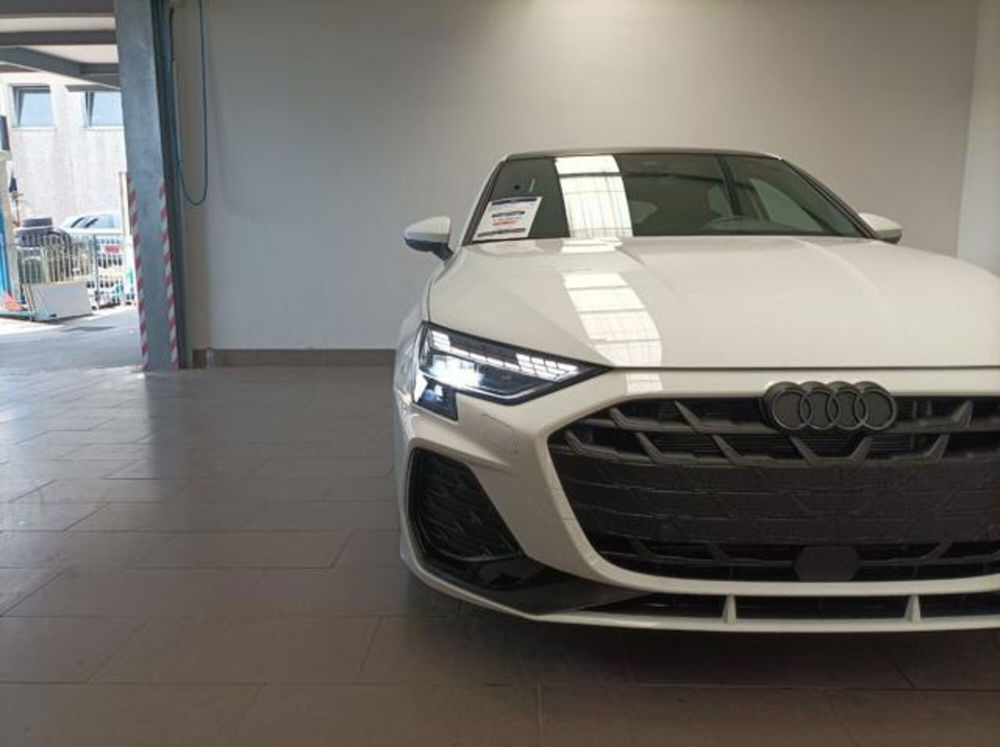 Audi A3 Sportback nuova a Milano (2)