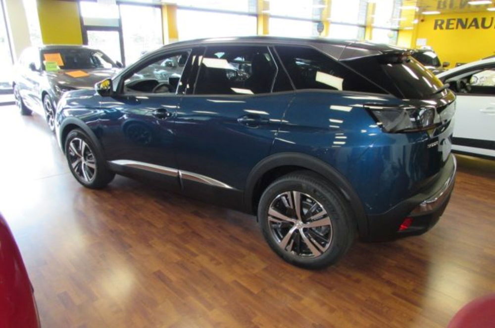 Peugeot 3008 nuova a Milano (4)