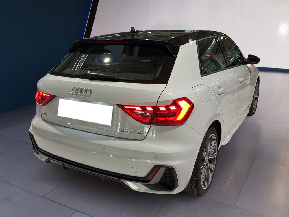 Audi A1 Sportback usata a Torino (6)