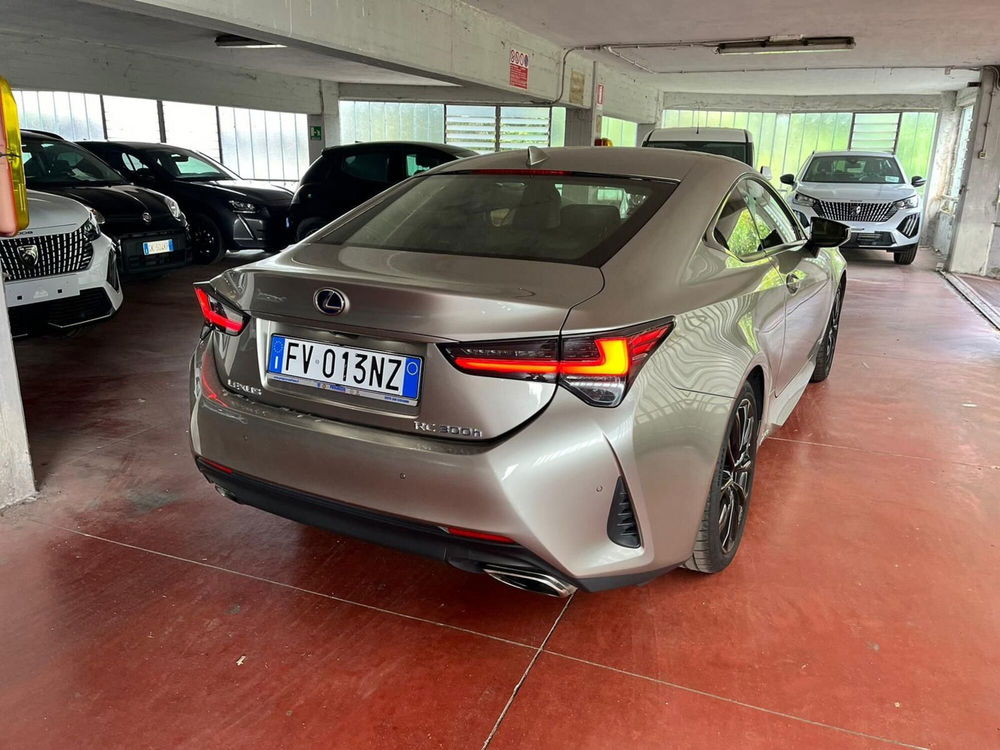 Lexus RC usata a Milano (7)