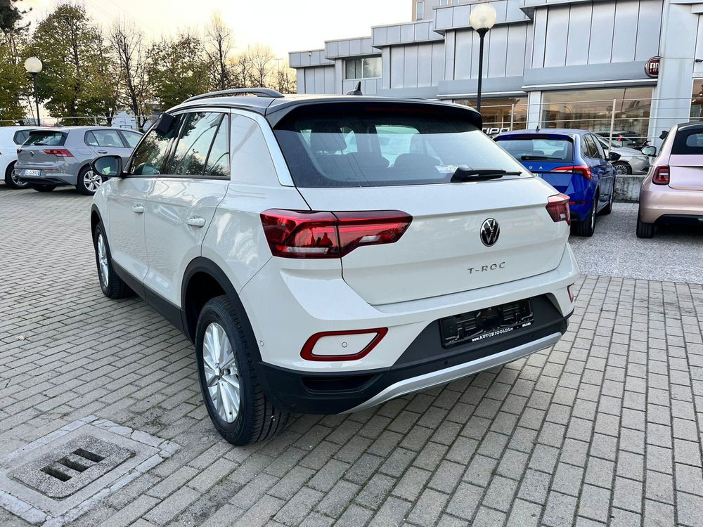 Volkswagen T-Roc nuova a Milano (7)