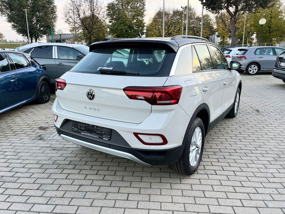 Volkswagen T-Roc nuova a Milano (8)