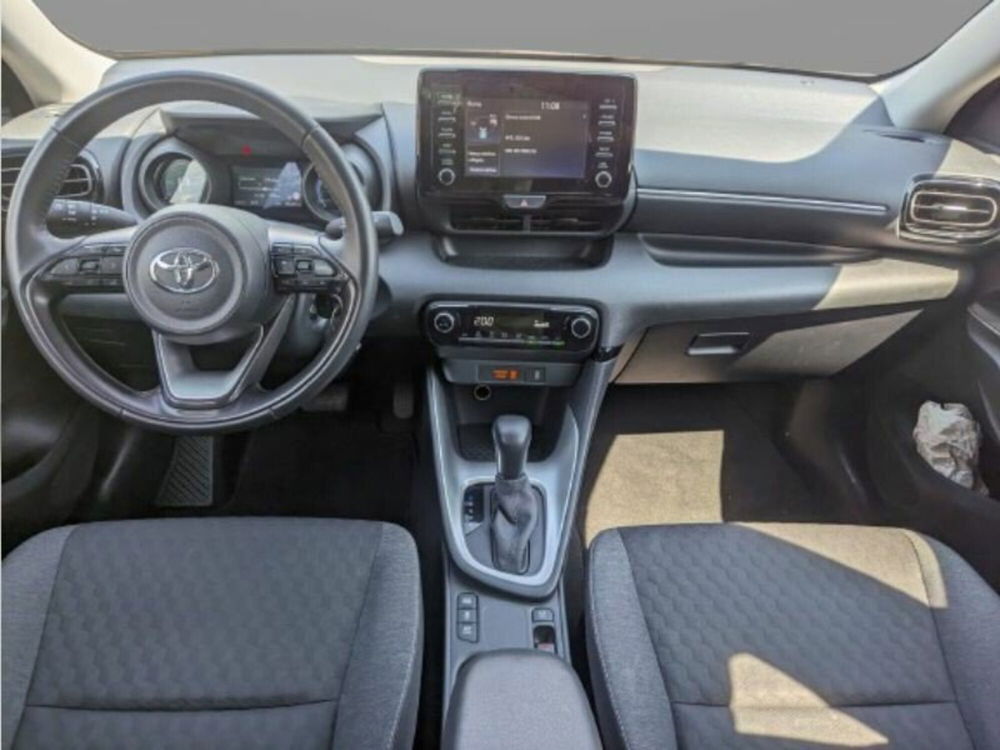 Toyota Yaris usata a Lecco (13)