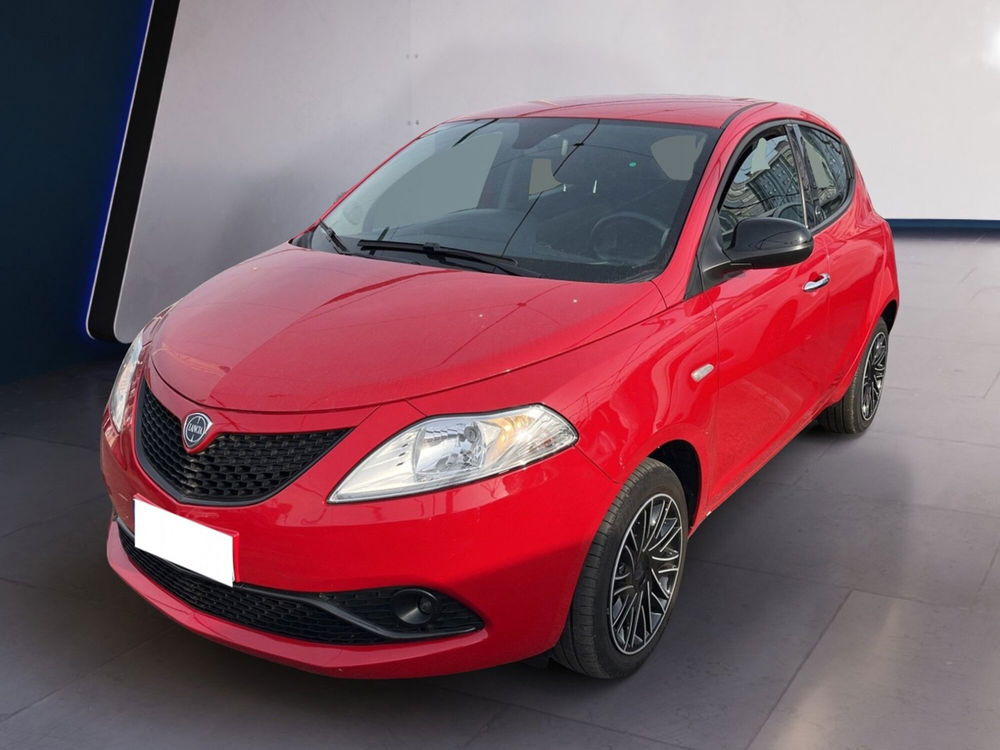 Lancia Ypsilon usata a Torino (3)