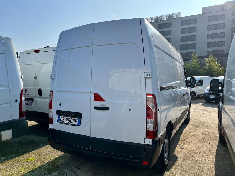 Renault Master Furgone usata a Milano (4)