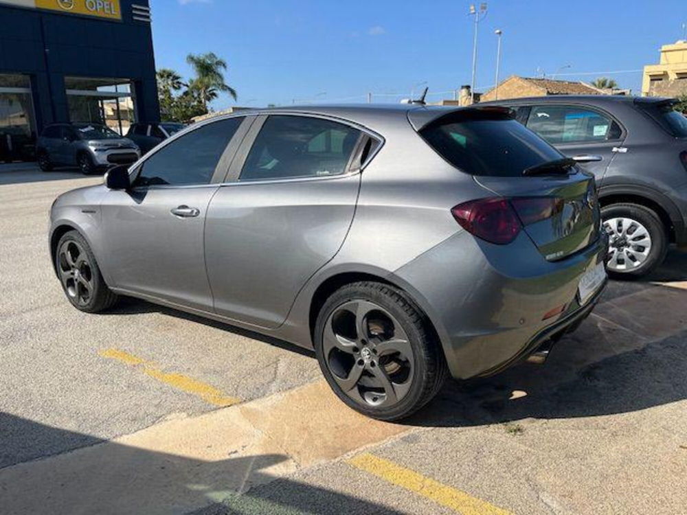 Alfa Romeo Giulietta usata a Trapani (4)