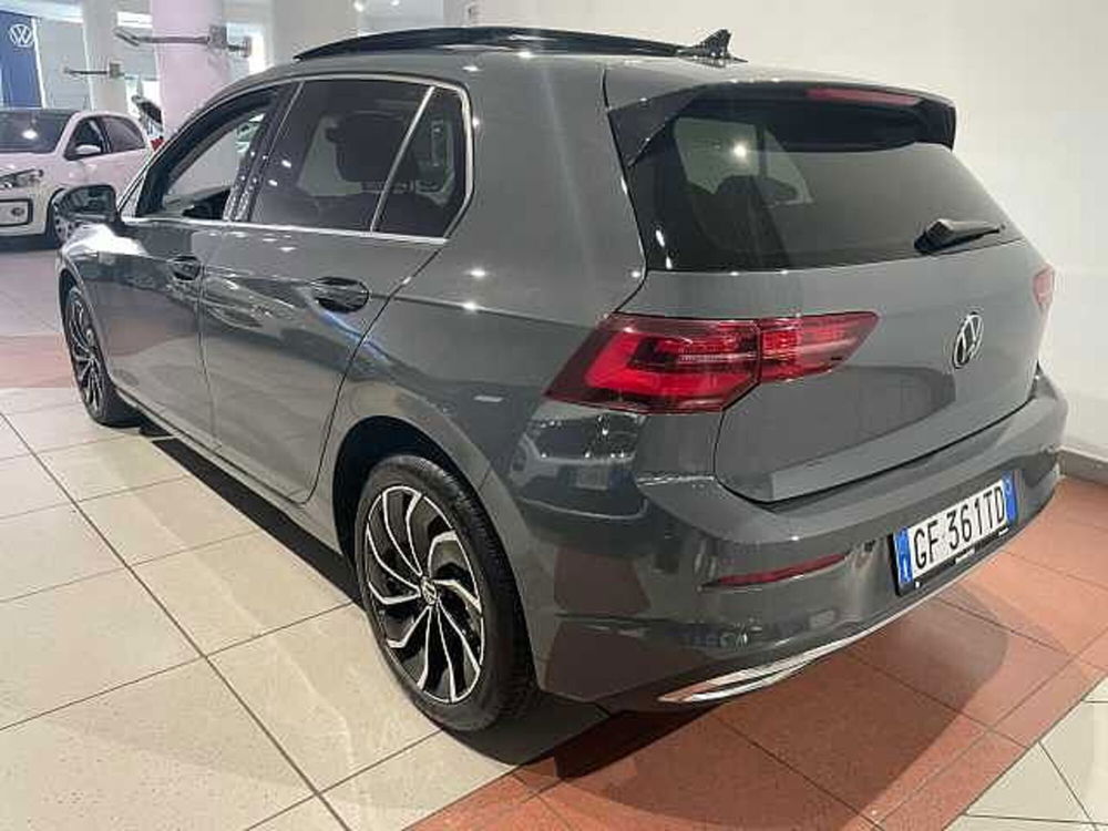 Volkswagen Golf Variant usata a Genova (3)