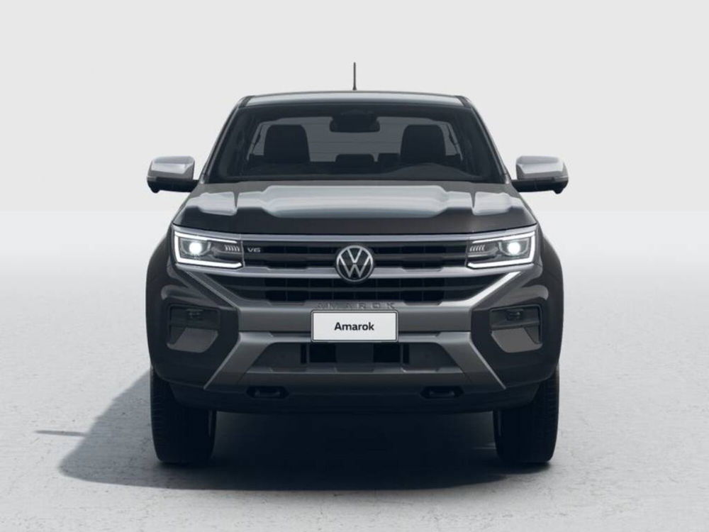 Volkswagen Amarok nuova a Novara (5)