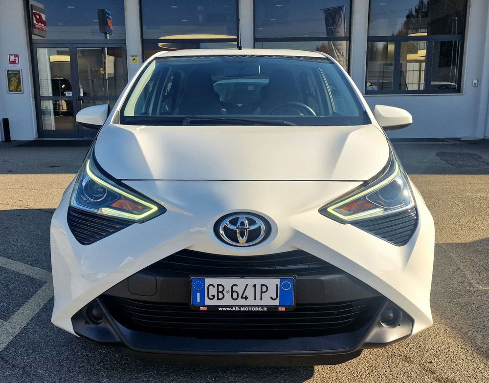 Toyota Aygo usata a Varese (2)