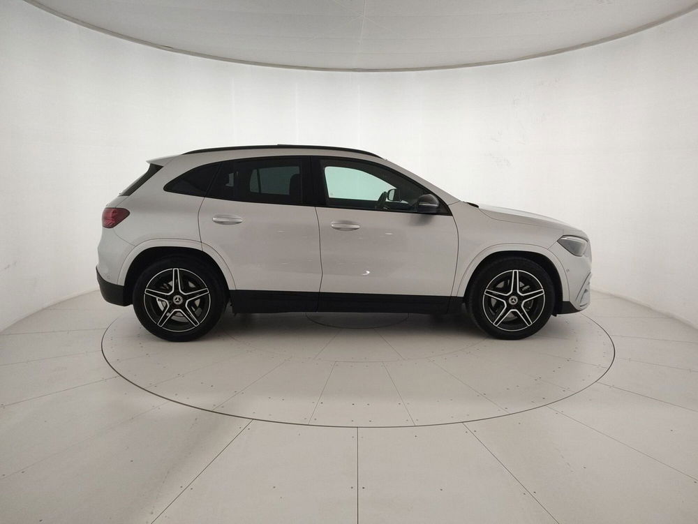 Mercedes-Benz GLA SUV usata a Alessandria (5)