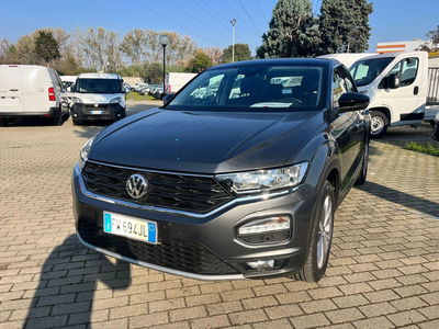 Volkswagen T-Roc 1.0 TSI 115 CV Style BlueMotion Technology  del 2019 usata a Milano