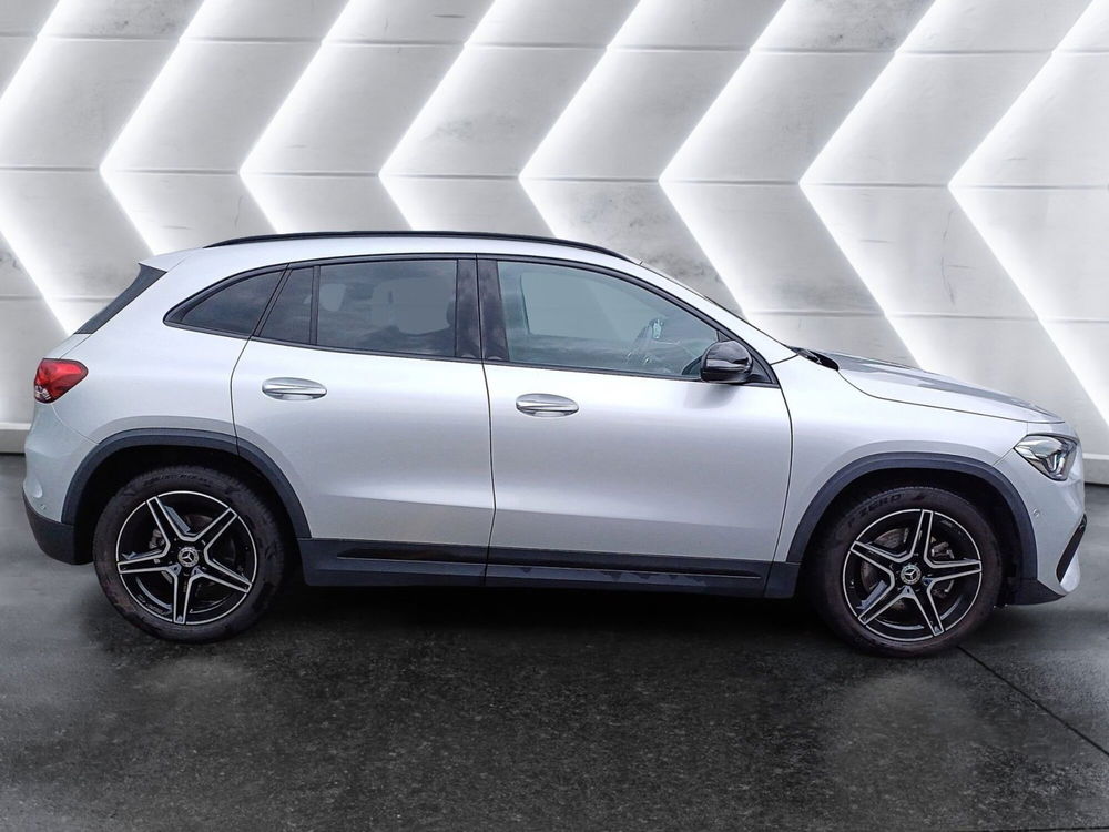 Mercedes-Benz GLA SUV usata a Genova (5)