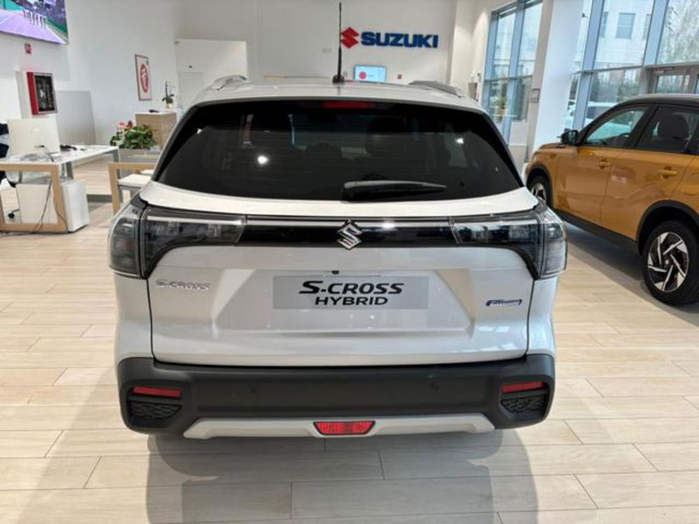 Suzuki S-Cross nuova a Milano (4)