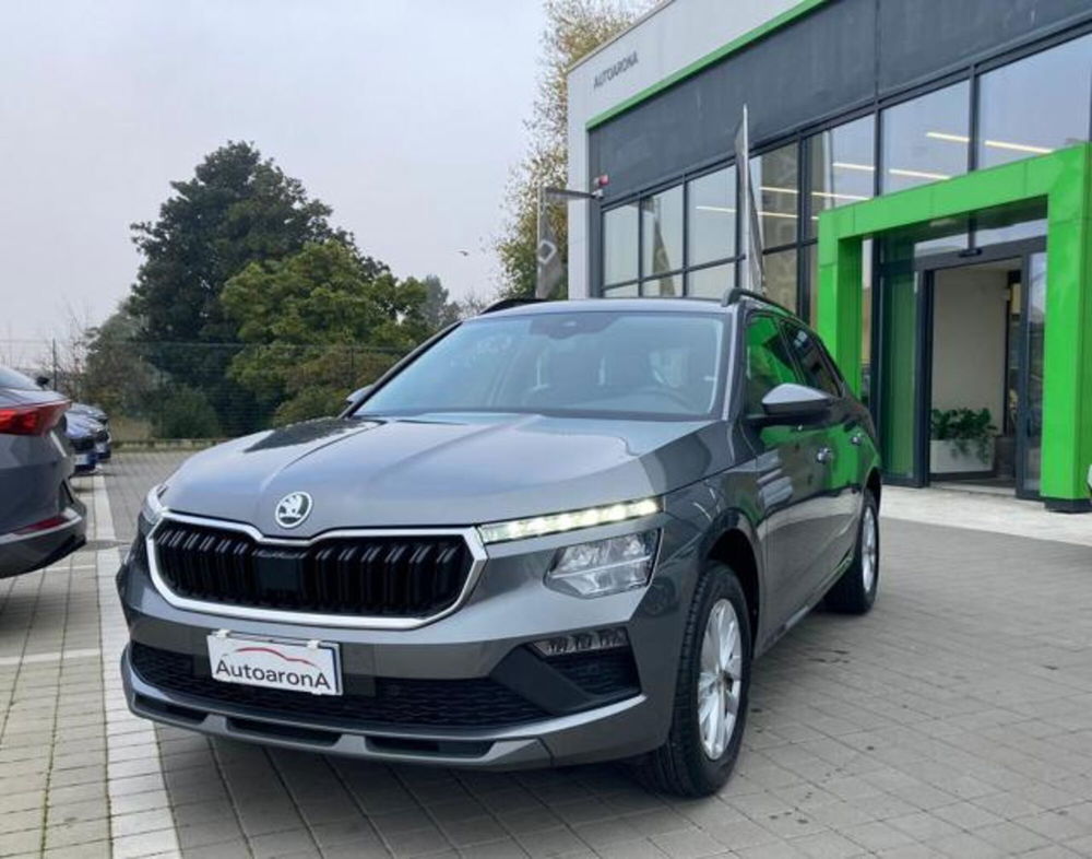 Skoda Kamiq nuova a Novara (2)