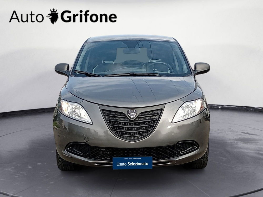 Lancia Ypsilon usata a Modena (8)