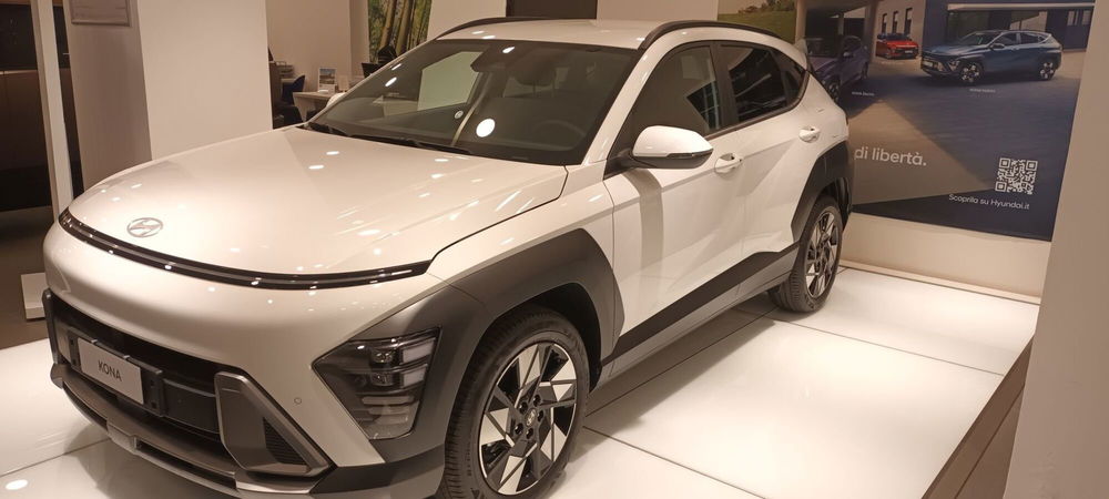 Hyundai Kona usata a Napoli (3)