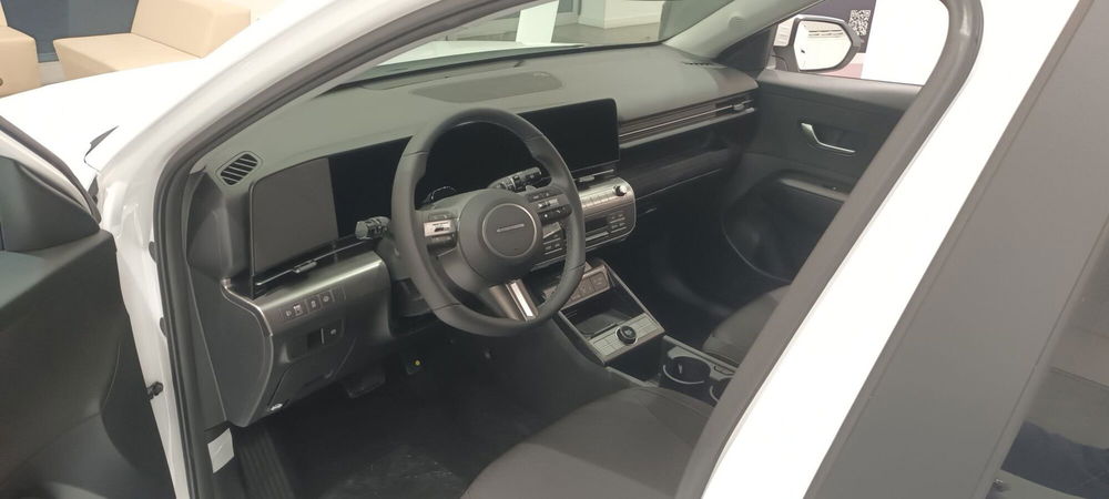 Hyundai Kona usata a Napoli (4)