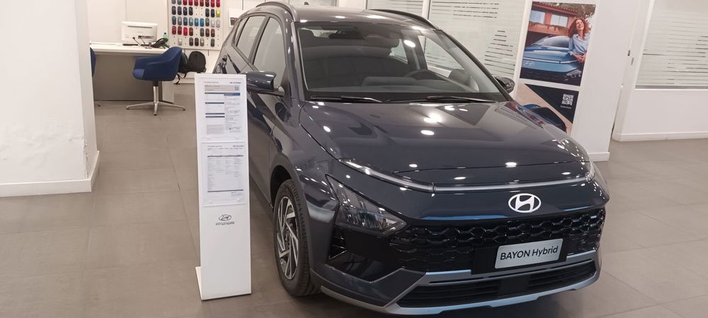 Hyundai Bayon nuova a Napoli (3)