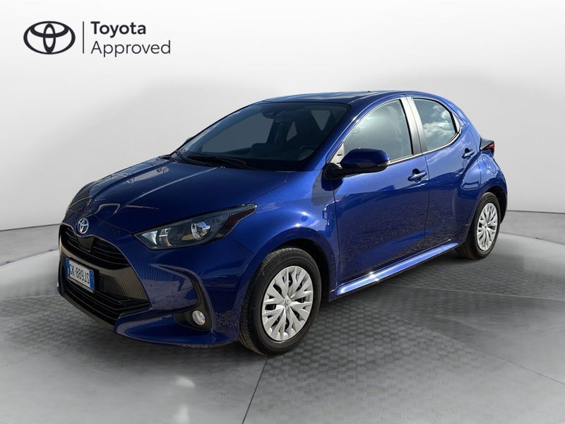 Toyota Yaris 1.0 5 porte Active  del 2022 usata a Ragusa