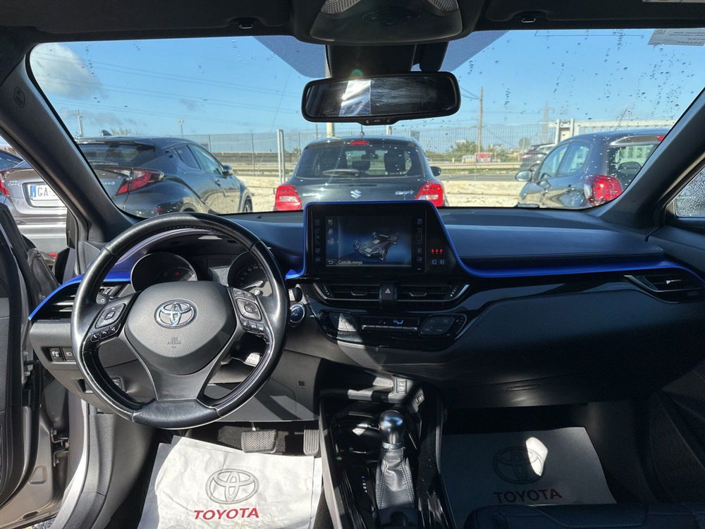 Toyota Toyota C-HR usata a Ragusa (9)