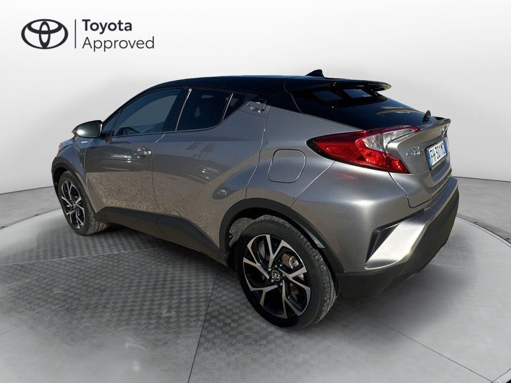 Toyota Toyota C-HR usata a Ragusa (4)