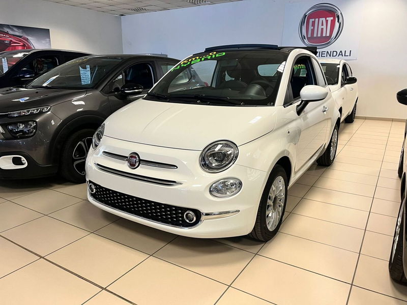 Fiat 500C Cabrio 1.0 Hybrid Club nuova a Milano