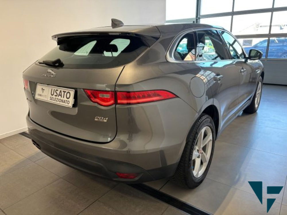 Jaguar F-Pace usata a Treviso (4)