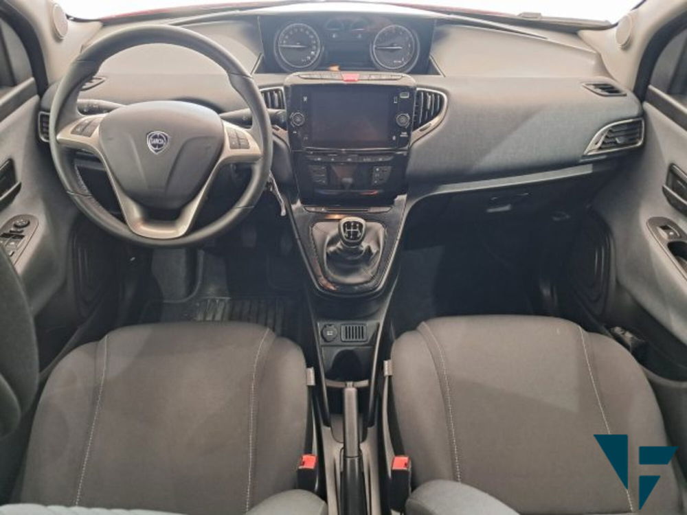 Lancia Ypsilon usata a Treviso (10)