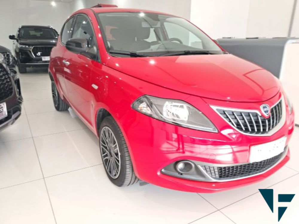 Lancia Ypsilon usata a Treviso (2)