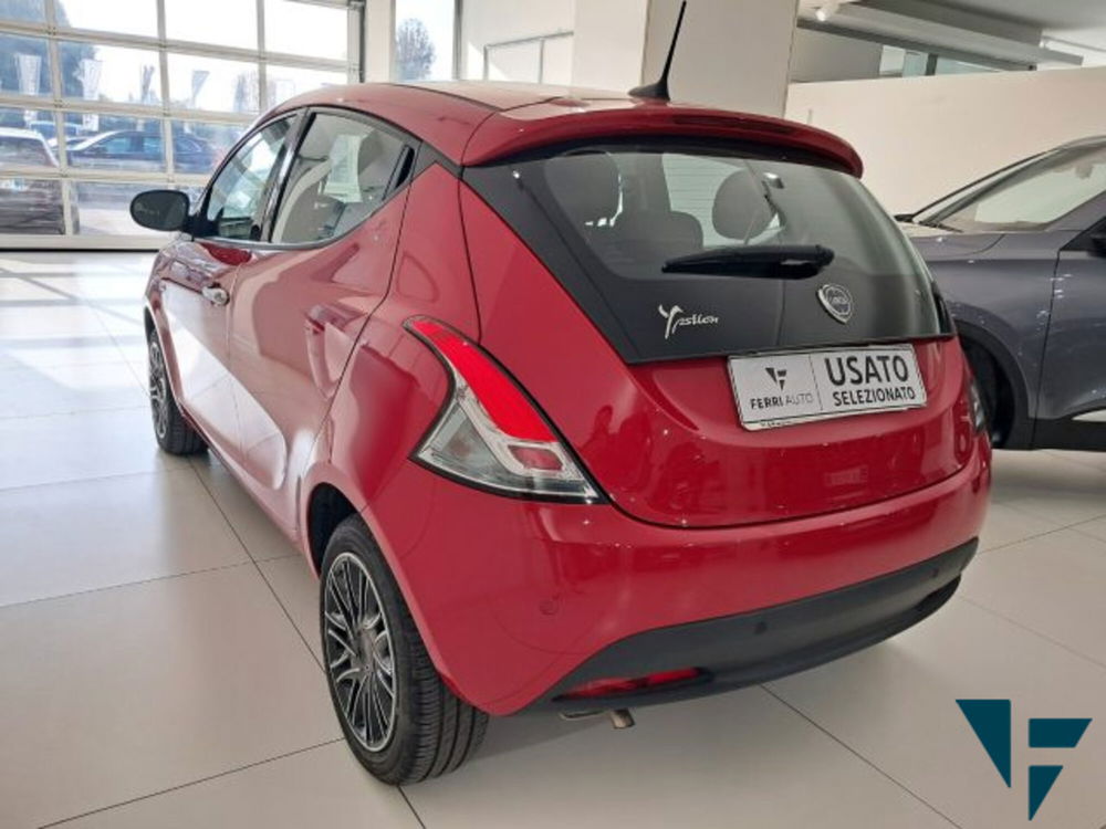 Lancia Ypsilon usata a Treviso (4)