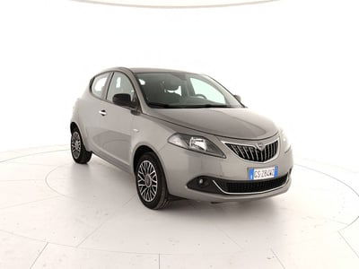 Lancia Ypsilon 1.0 FireFly 5 porte S&amp;S Hybrid Gold Plus del 2024 usata a Caserta