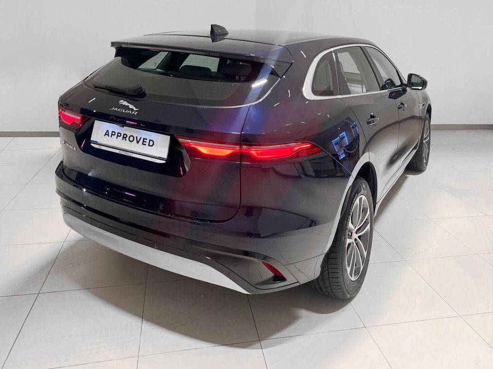 Jaguar F-Pace usata a Napoli (2)