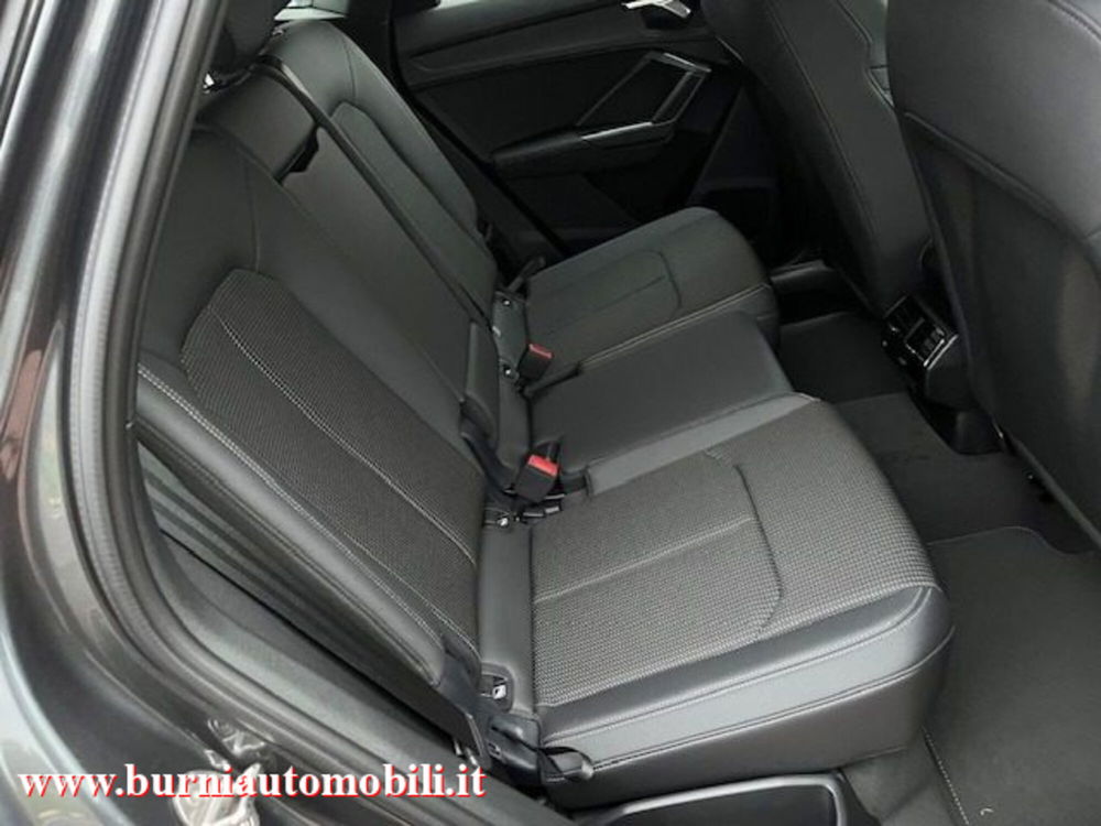 Audi Q3 Sportback nuova a Milano (14)