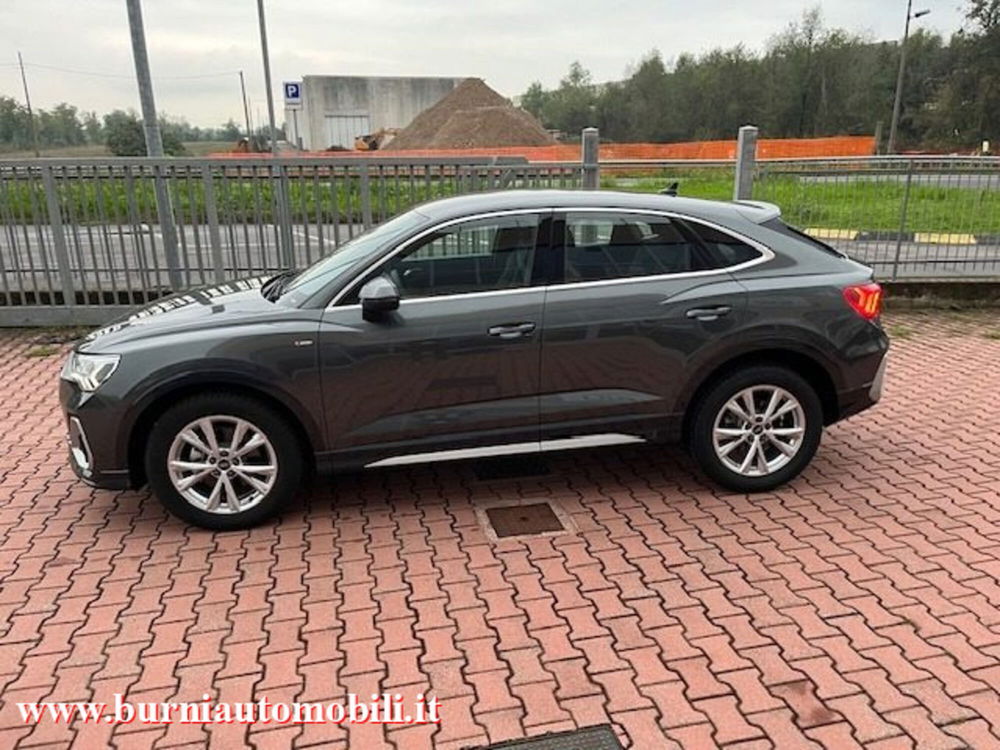 Audi Q3 Sportback nuova a Milano (19)