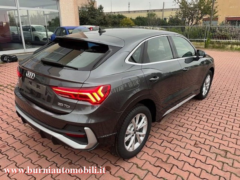 Audi Q3 Sportback nuova a Milano (3)